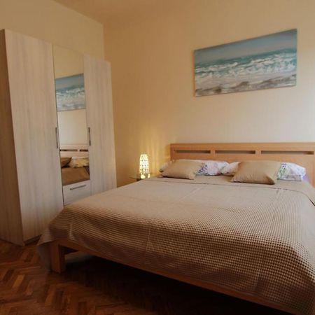 Apartment Studio Ljutic 马林斯卡 外观 照片
